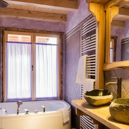 假日公园 Dolomiti Village 3*