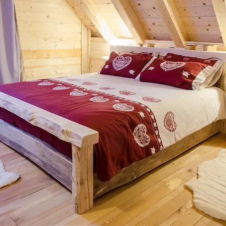 假日公园 Dolomiti Village 3*