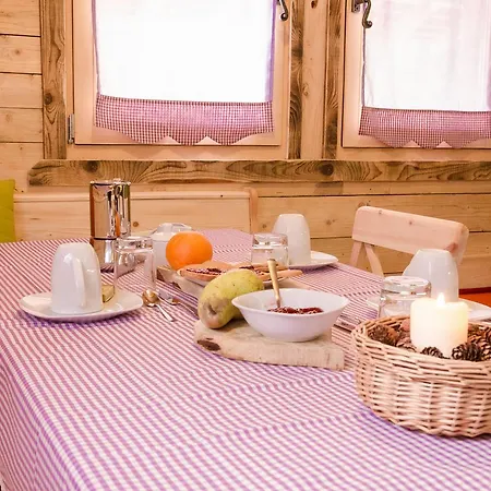 Dolomiti Village 3* 코메글리안스