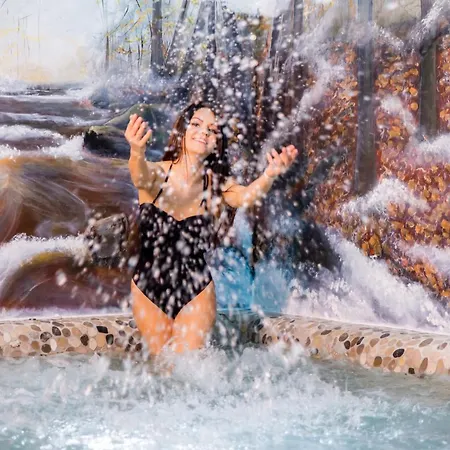 منتزه العطل Dolomiti Village